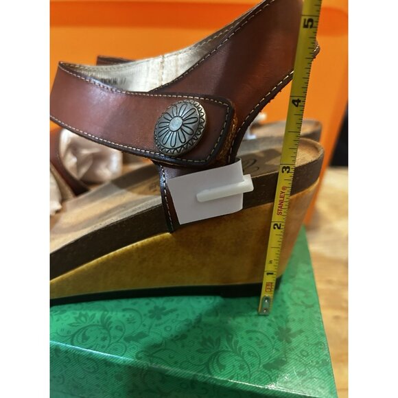Corkys Elite Back Door Brown Leather Wedge Sandal, Womens Size 11 - Picture 6 of 7